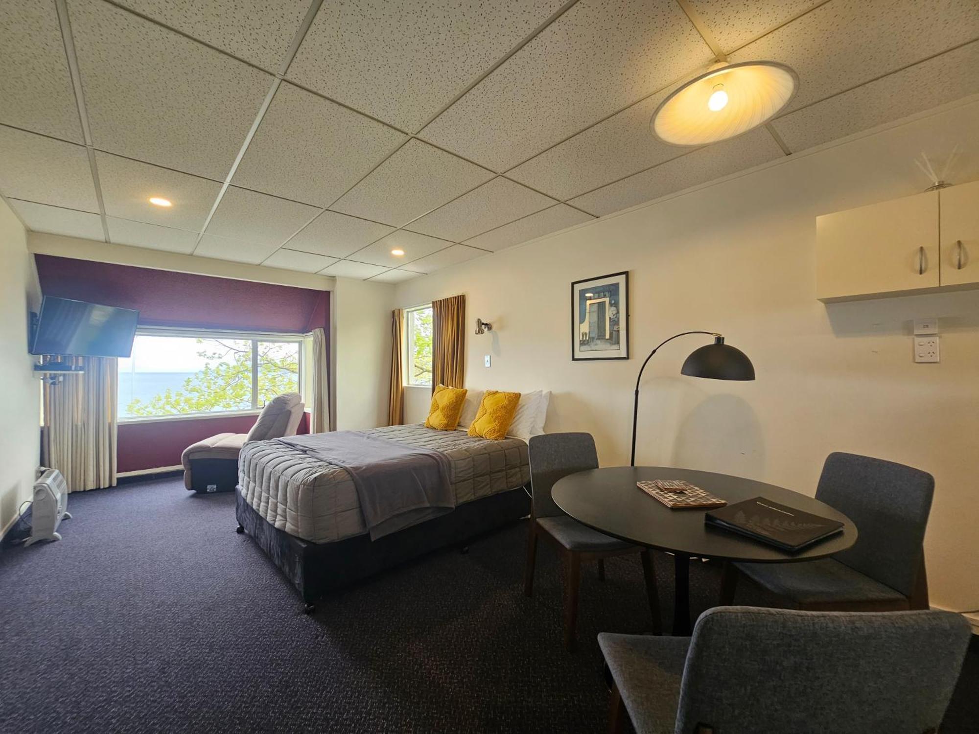 Tui Oaks Motel Lago Lago Taupo Exterior foto